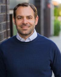 Zack Almquist headshot